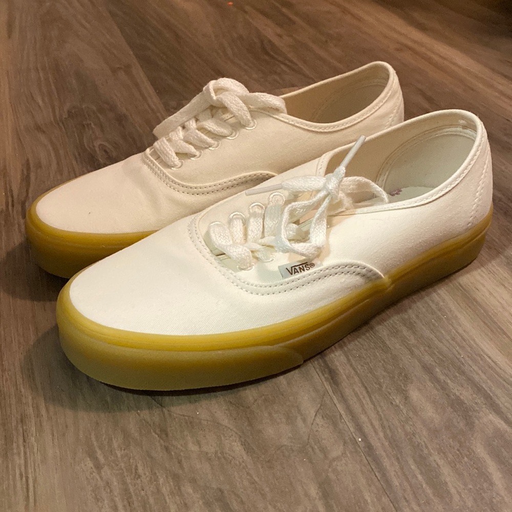 Vans size 8- worn once small scuff noticed in photo